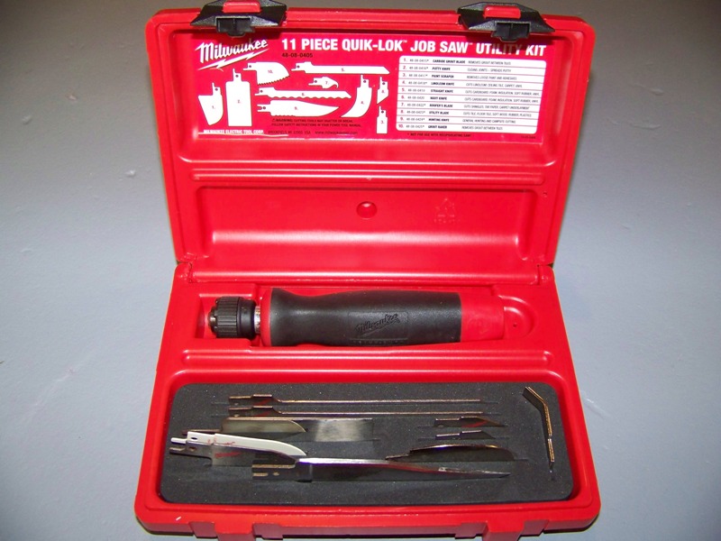 Ручной многофункциональный инструмент Milwaukee Job Saw Kit