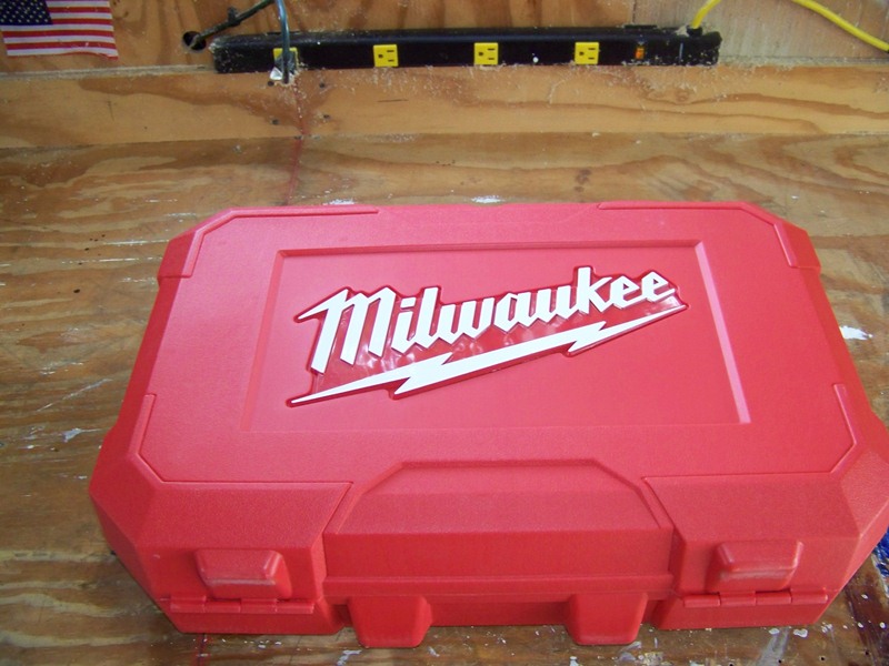 18-вольтный аккумуляторный электролобзик Milwaukee M18 Jig Saw  (ОБЗОР)
