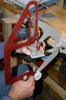 Ручной лобзик Precision Saw для особо точных работ (ВИДЕО)